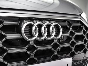 Audi Q5 40TDI quattro S line - Image 2