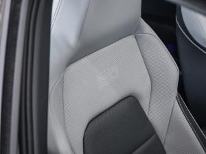 Volkswagen Golf 1.4TSI R-Line Plus - Image 18