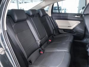 Volkswagen Polo sedan 1.0TSI Style - Image 15