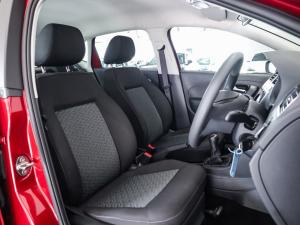 Volkswagen Polo Vivo hatch 1.4 Life - Image 12