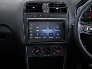 Volkswagen Polo Vivo hatch 1.4 Life - Image 20