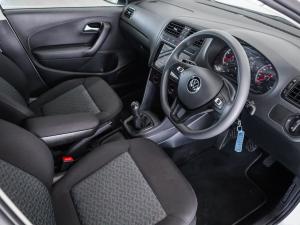 Volkswagen Polo Vivo hatch 1.4 Life - Image 7