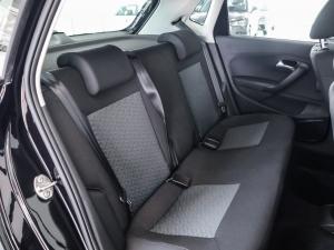 Volkswagen Polo Vivo hatch 1.6 Life - Image 16