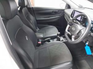 Hyundai i20 1.2 Executive - Image 11