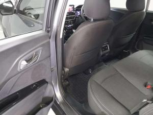 Mahindra XUV3XO 1.2T AX5 automatic - Image 18