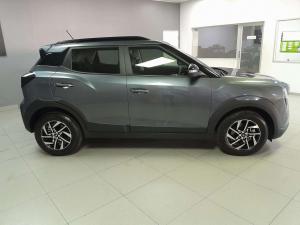 Mahindra XUV3XO 1.2T AX5 automatic - Image 6