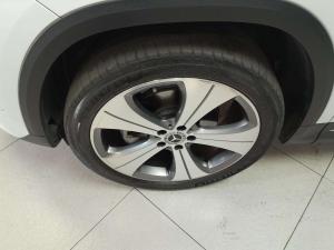 Mercedes-Benz GLA 200 Progressive automatic - Image 10