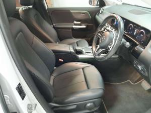 Mercedes-Benz GLA 200 Progressive automatic - Image 11