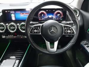 Mercedes-Benz GLA 200 Progressive automatic - Image 15