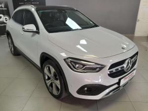 Mercedes-Benz GLA 200 Progressive automatic - Image 17