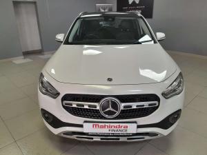 Mercedes-Benz GLA 200 Progressive automatic - Image 2
