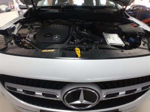 Mercedes-Benz GLA 200 Progressive automatic - Image 9