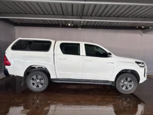 Toyota Hilux 2.4GD-6 double cab 4x4 Raider auto - Image 5