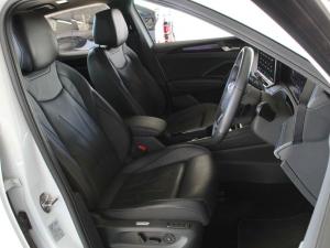 Volkswagen Tiguan 2.0TSI R-Line 4Motion - Image 19