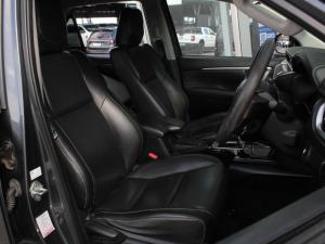 Toyota Fortuner 2.4GD-6 auto - Image 11