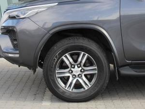 Toyota Fortuner 2.4GD-6 auto - Image 5