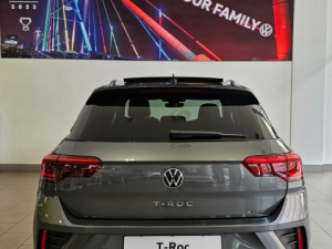 Volkswagen T-Roc 2.0TSI 4Motion R-Line - Image 16