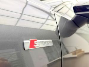 Audi A5 sedan TFSI Black Edition - Image 9
