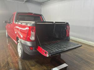 Nissan NP200 1.6i safety pack (aircon) - Image 10