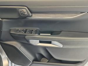 Ford Everest 3.0TD V6 4WD Platinum - Image 9