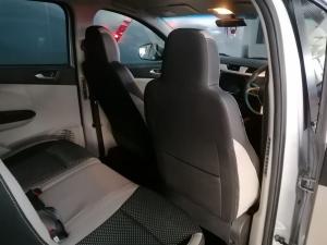 Renault Triber 1.0 Prestige auto - Image 18