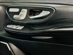 Mercedes-Benz V-Class V300d Exclusive - Image 16