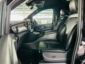 Mercedes-Benz V-Class V300d Exclusive - Image 5