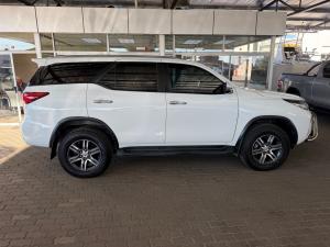 Toyota Fortuner 2.4GD-6 - Image 3