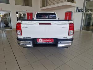 Toyota Hilux 2.4GD-6 single cab 4x4 Raider manual - Image 5