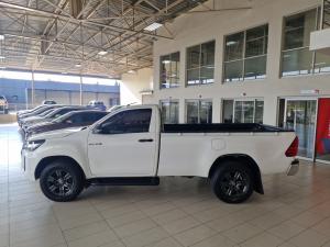 Toyota Hilux 2.4GD-6 single cab 4x4 Raider manual - Image 11