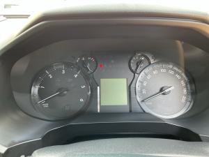 Toyota Land Cruiser Prado 2.8GD TX - Image 11