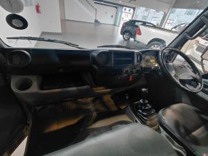 Toyota Dyna 150 chassis cab - Image 6