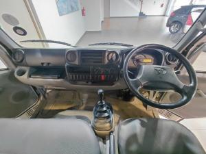 Toyota Dyna 150 chassis cab - Image 7