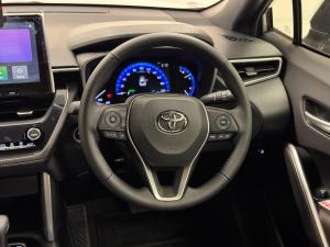 Toyota Corolla Cross 1.8 HEV XS - Image 8