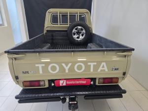 Toyota Land Cruiser 79 4.5D-4D LX V8 single cab - Image 5