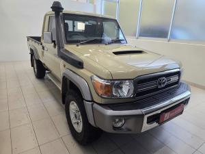 Toyota Land Cruiser 79 4.5D-4D LX V8 single cab - Image 1