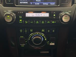 Toyota Land Cruiser Prado 3.0DT VX - Image 14