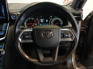 Toyota Land Cruiser 300 3.3D ZX - Image 8