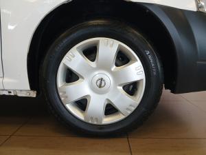 Nissan NP200 1.6i safety pack (aircon) - Image 16