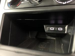 Volkswagen Polo 1.0 TSI Life - Image 6
