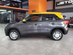 Suzuki Vitara Brezza 1.5 GL automatic - Image 10