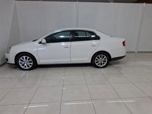 Volkswagen Jetta 1.6TDI Comfortline auto - Image 2