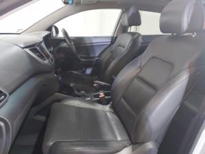 Hyundai Tucson 2.0 Elite auto - Image 11