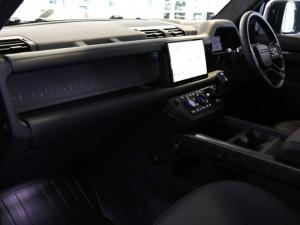 Land Rover Defender 110 Octa - Image 21