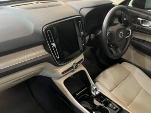 Volvo XC40 B4 Plus Dark - Image 6