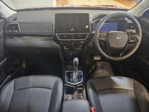 Mahindra XUV 3XO 1.2T AX7L - Image 11