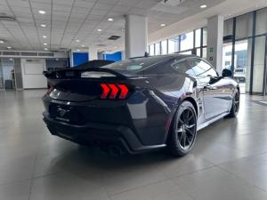 Ford Mustang Dark Horse fastback - Image 3