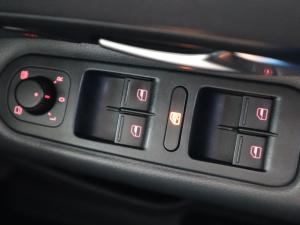 Volkswagen Amarok 2.0BiTDI double cab Highline 4Motion auto - Image 25