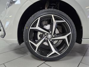 Volkswagen Polo hatch 1.0TSI - Image 11