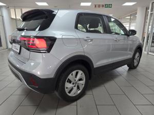 Volkswagen T-Cross 1.0TSI auto - Image 9
